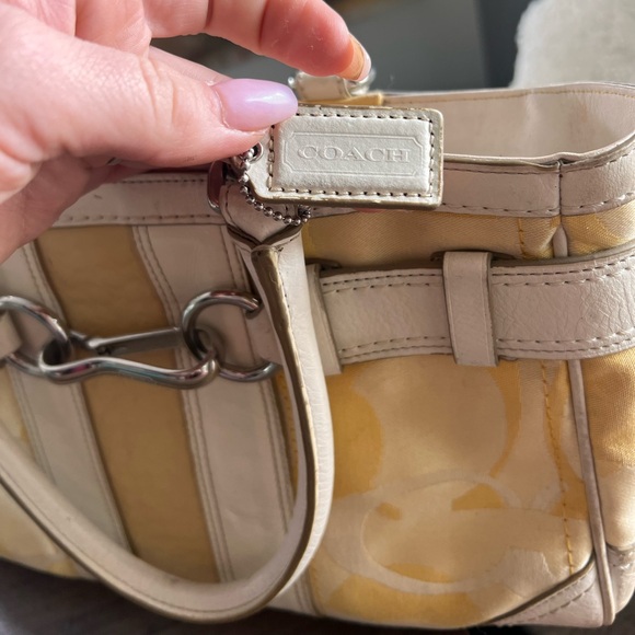 Coach Hampton Optic Signature Stripe Carryall Shoulder Bag Spring Yellow - Picture 10 of 16